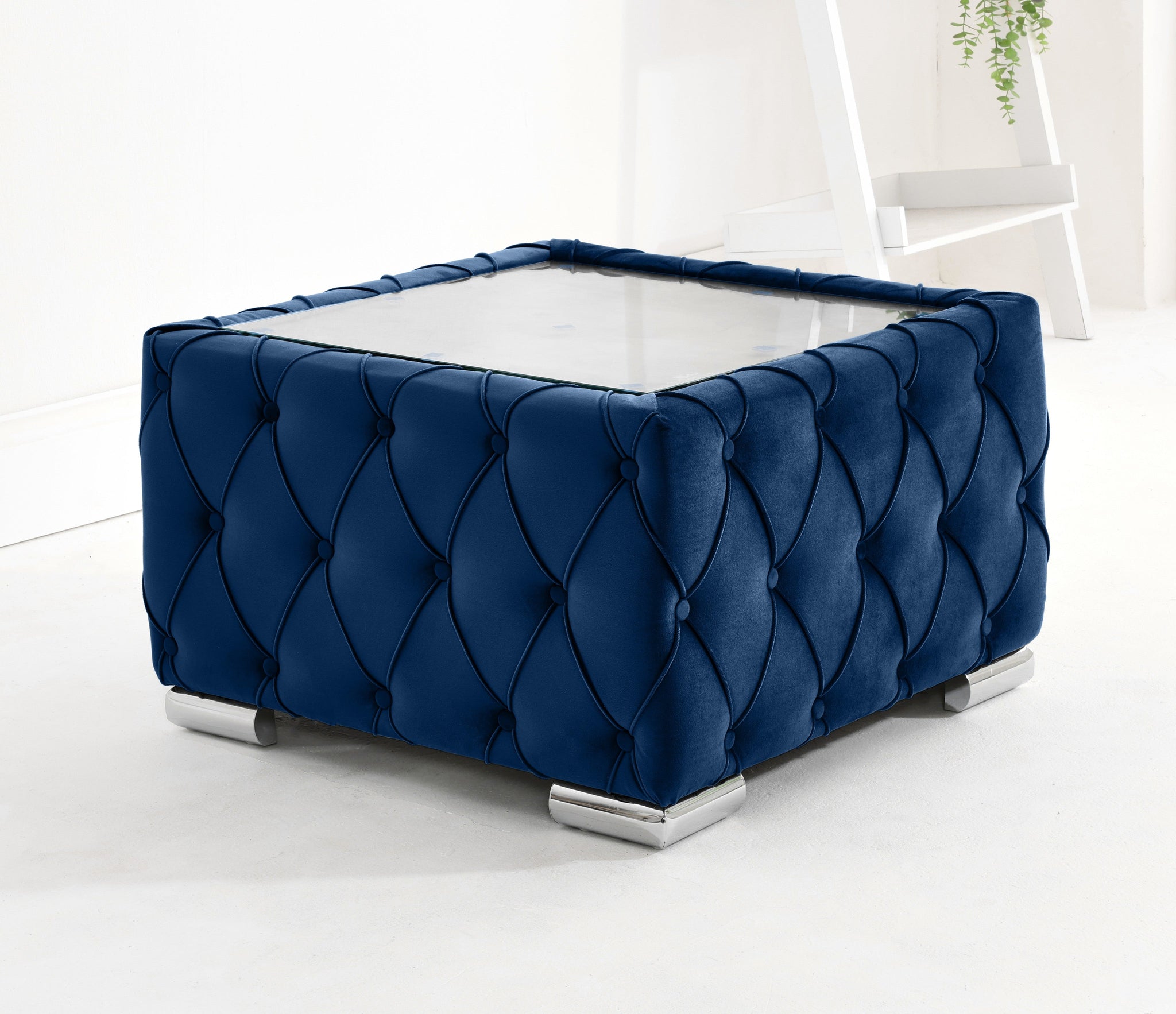 Callen Corner Fullback - 2c2 + Bolster / Buttoned Cushions