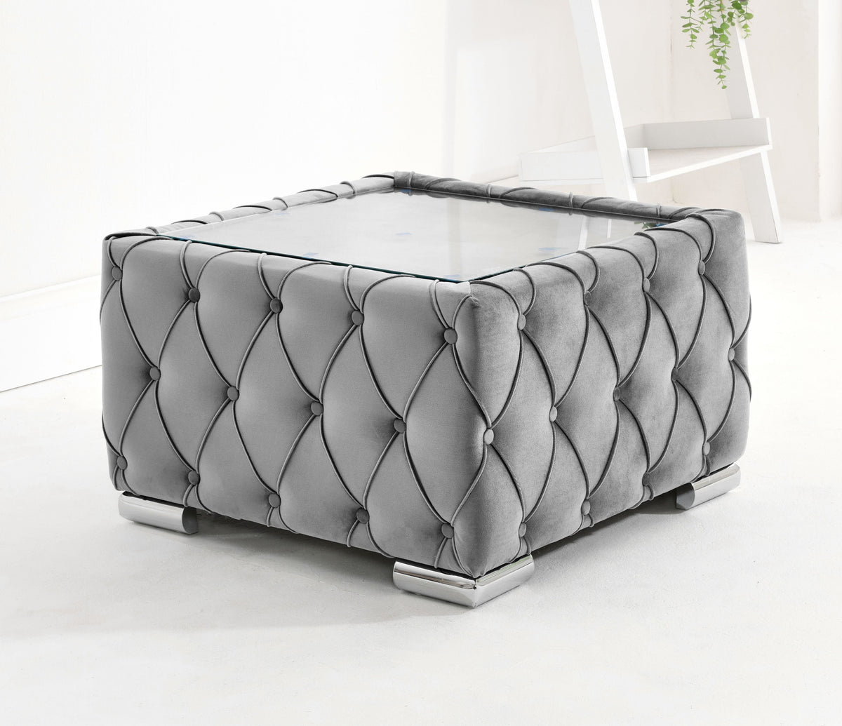 Victoria Plush Corner Fullback + Extra Cushions