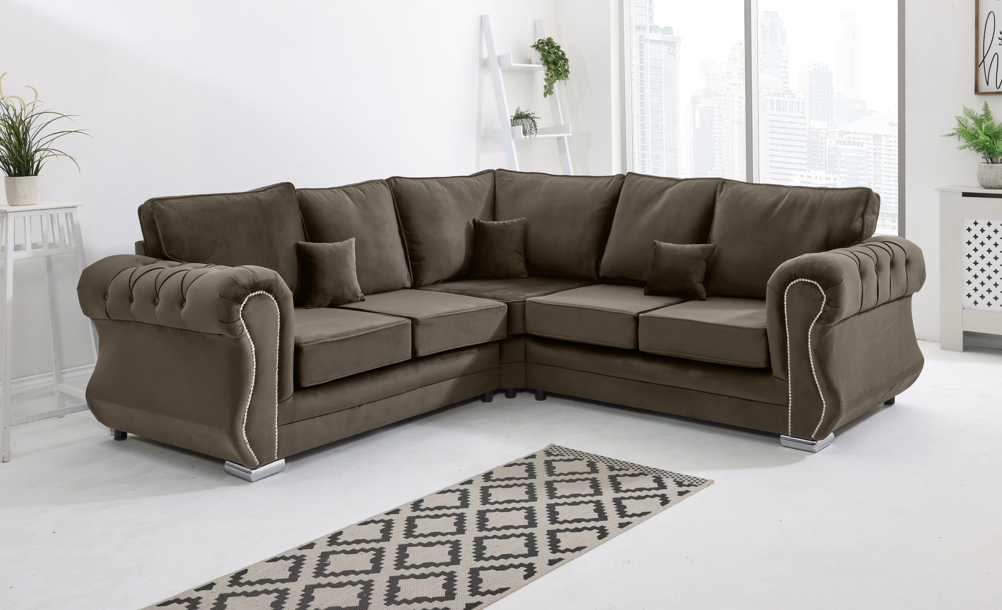 Elowen Corner Fullback