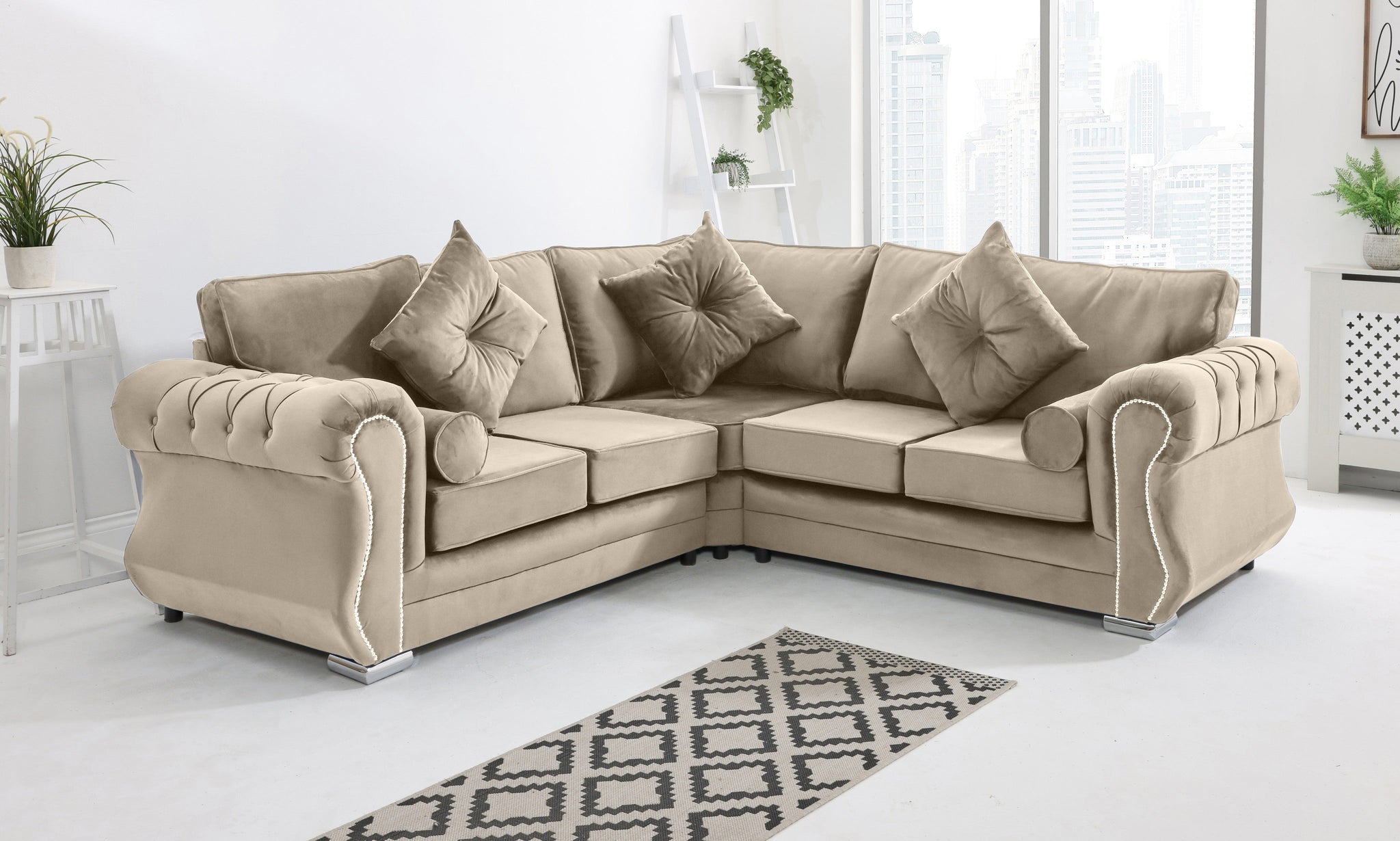 Elowen Corner Fullback + Extra Cushions