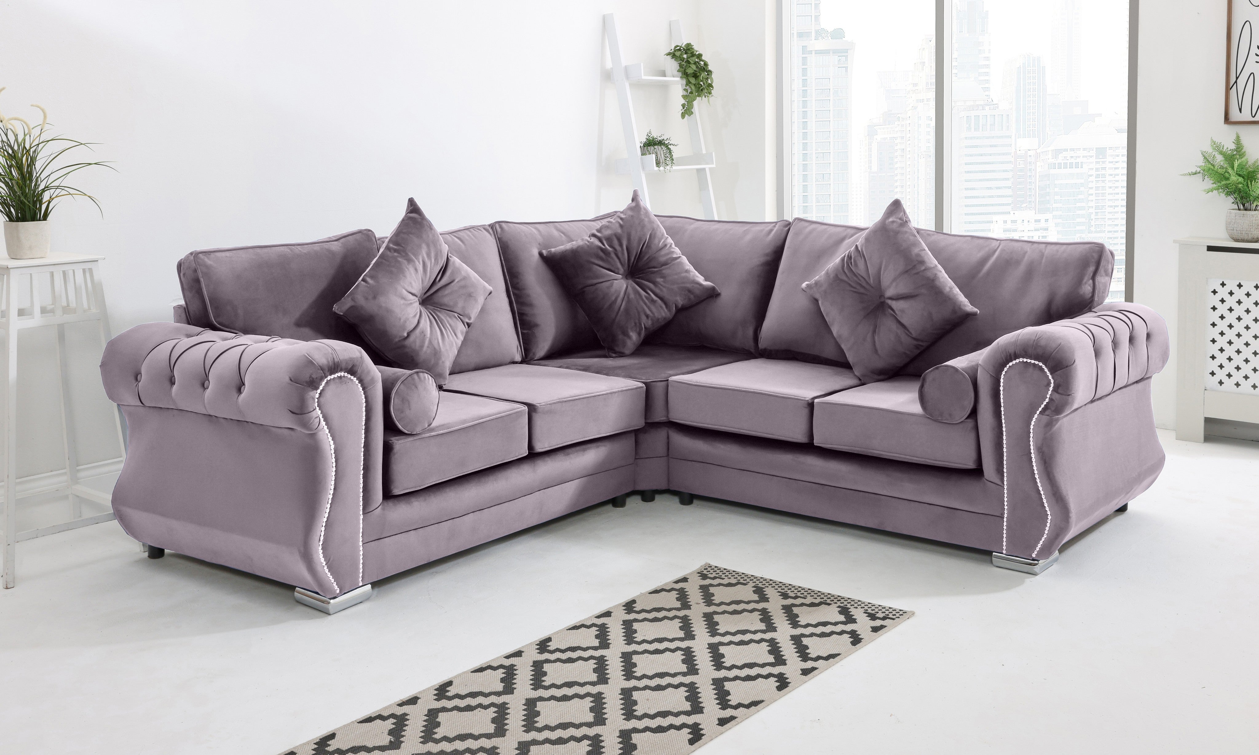 Elowen Corner Fullback + Extra Cushions