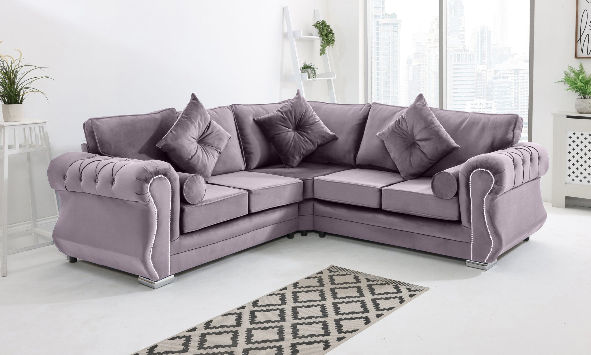 Elowen Corner Fullback + Extra Cushions