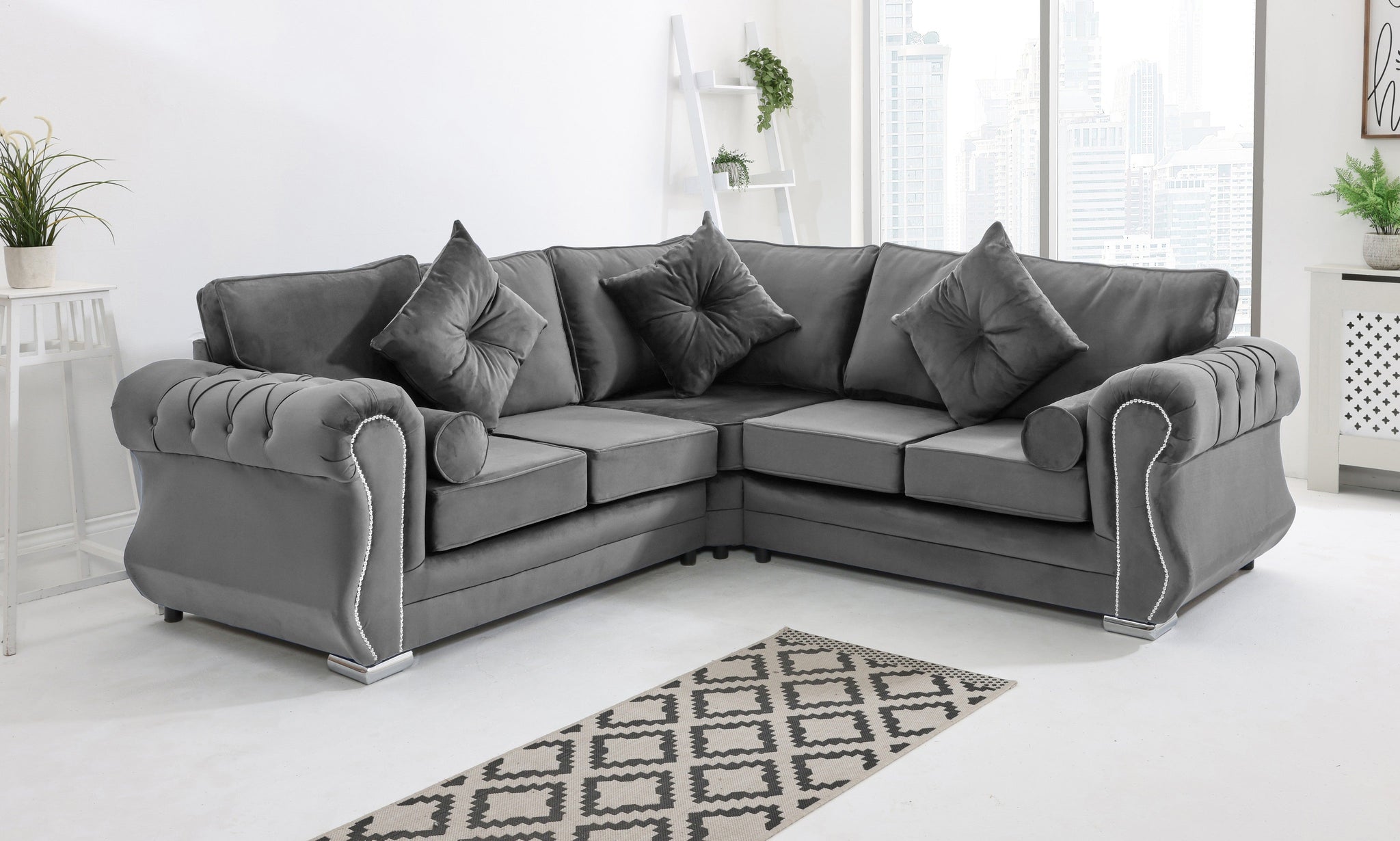 Elowen Corner Fullback + Extra Cushions