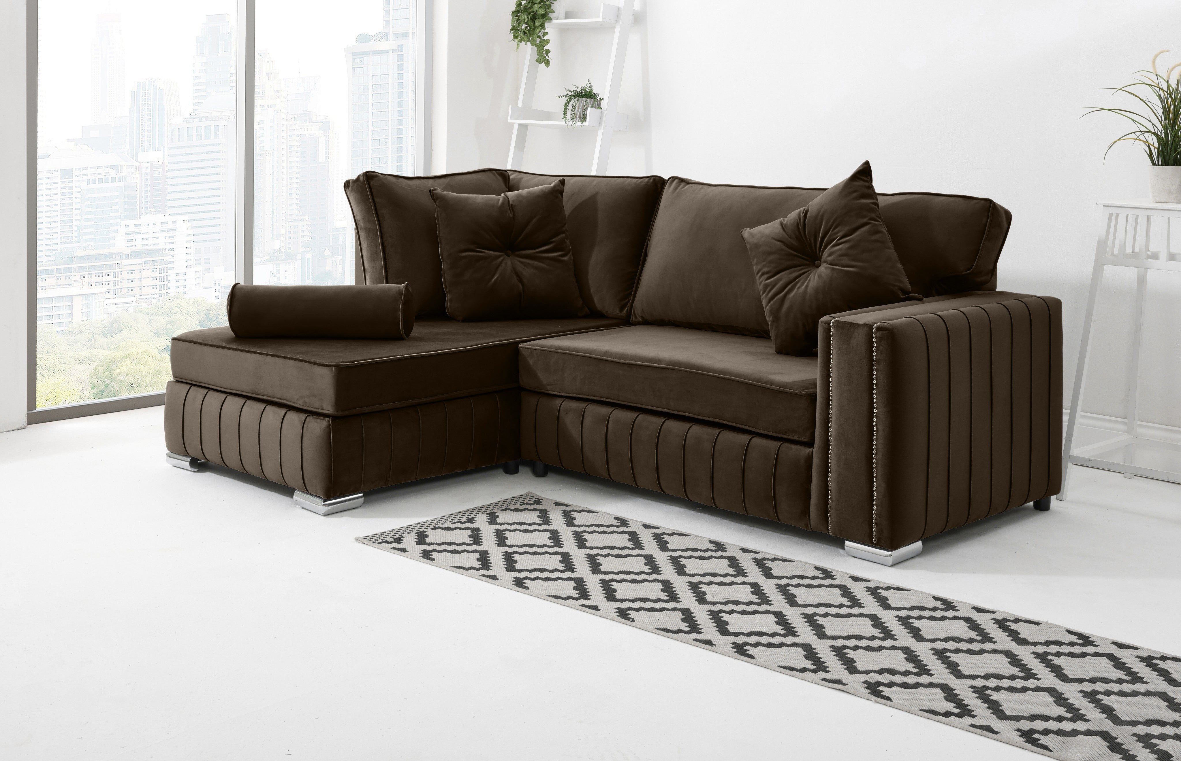 Layla Lounge Fullback + Extra Cushions