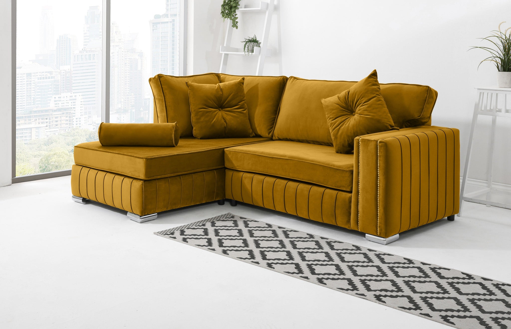 Lyra Lounge Fullback - Facing Left + Extra Cushions