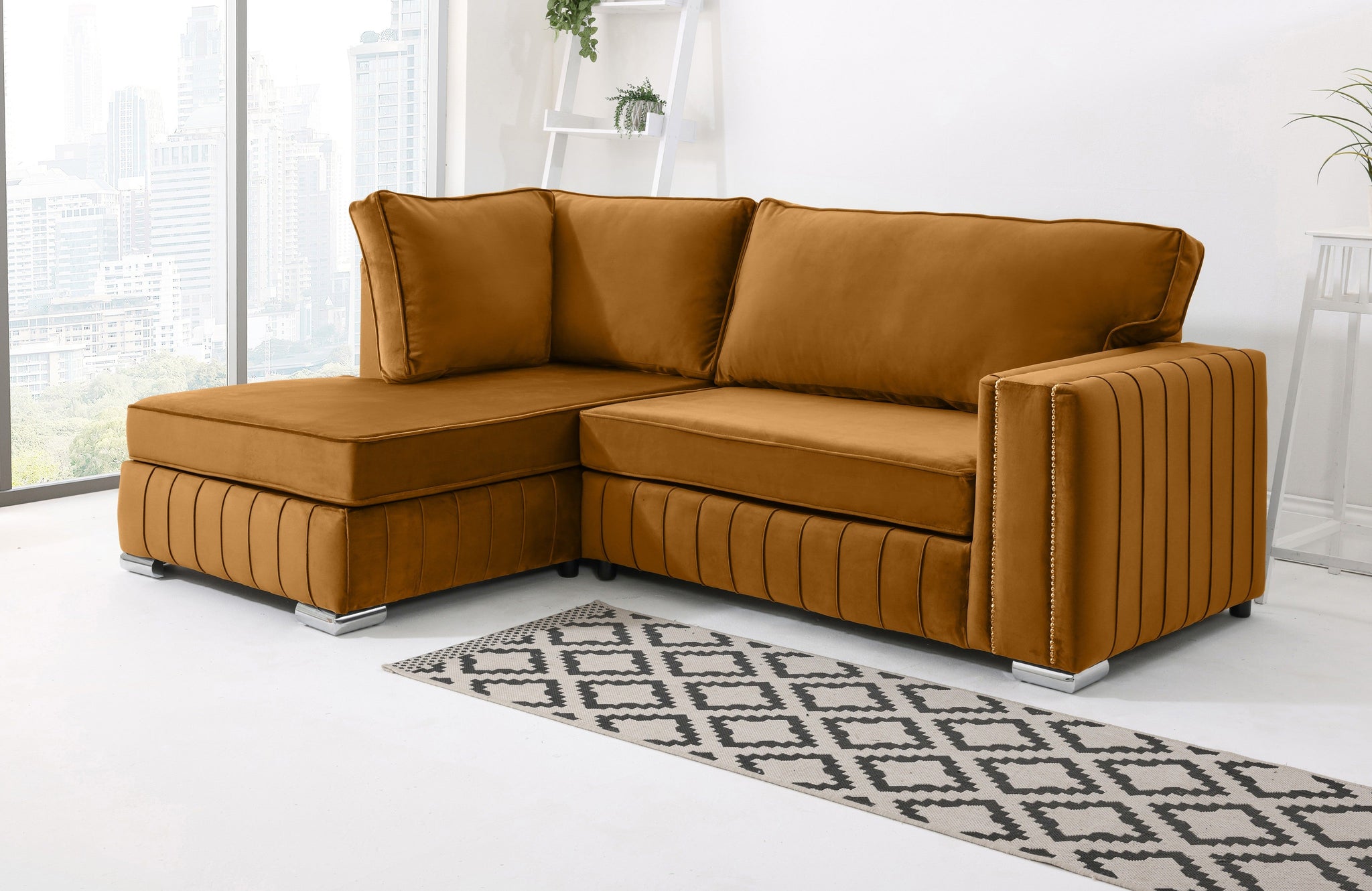 Lyra Lounge Fullback - Facing Left