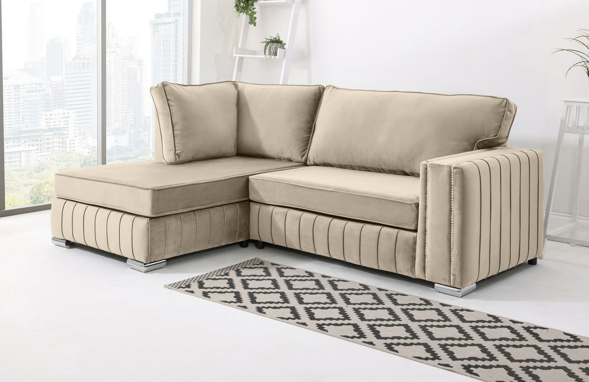 Lyra Lounge Fullback - Facing Left