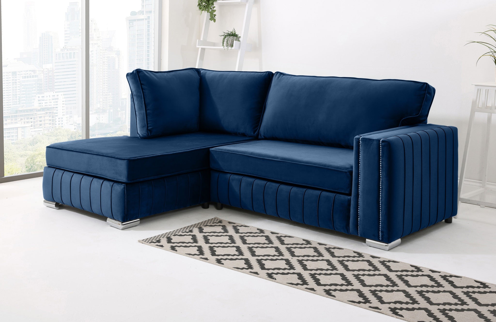 Lyra Lounge Fullback - Facing Left
