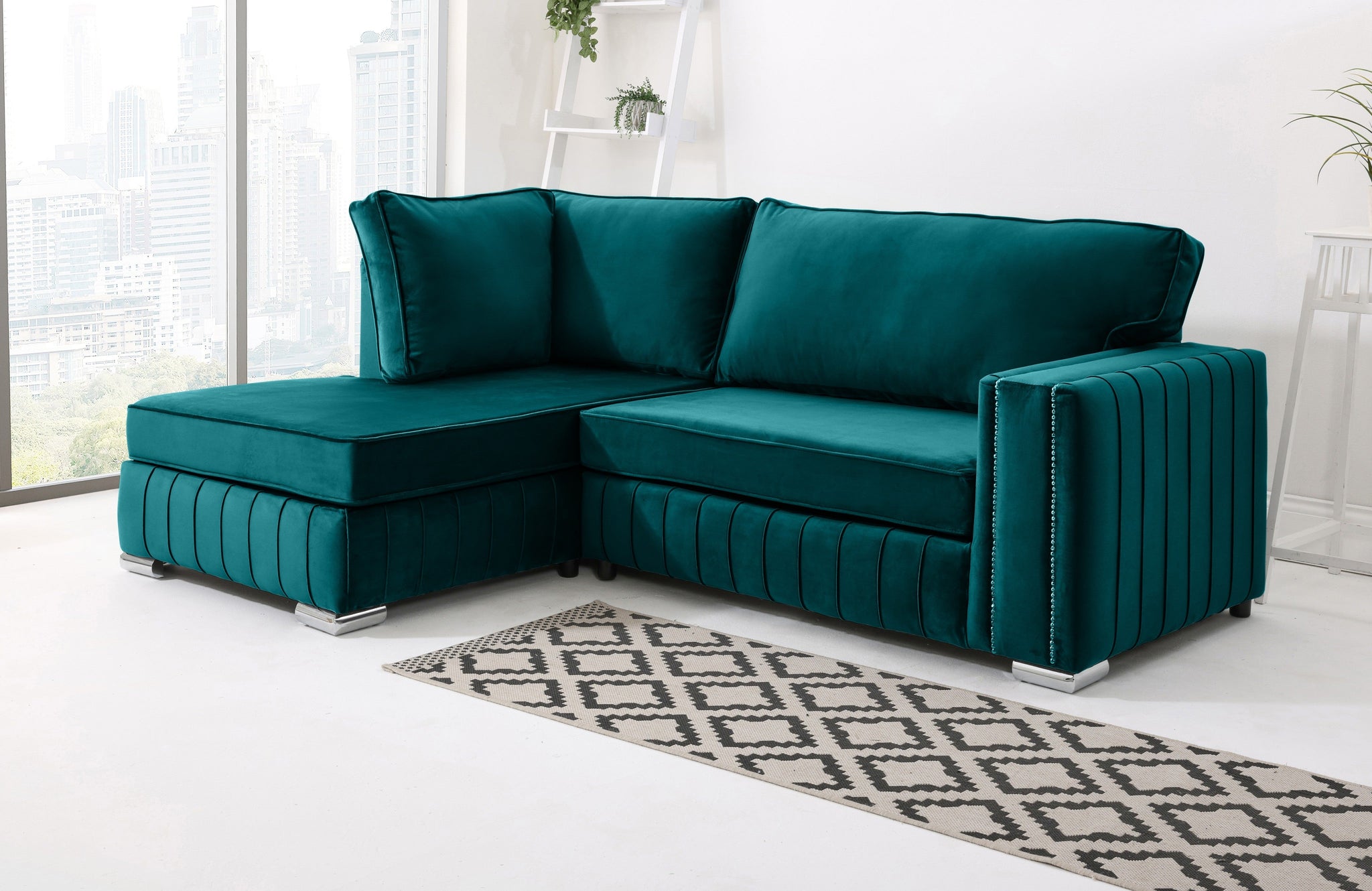 Lyra Lounge Fullback - Facing Left