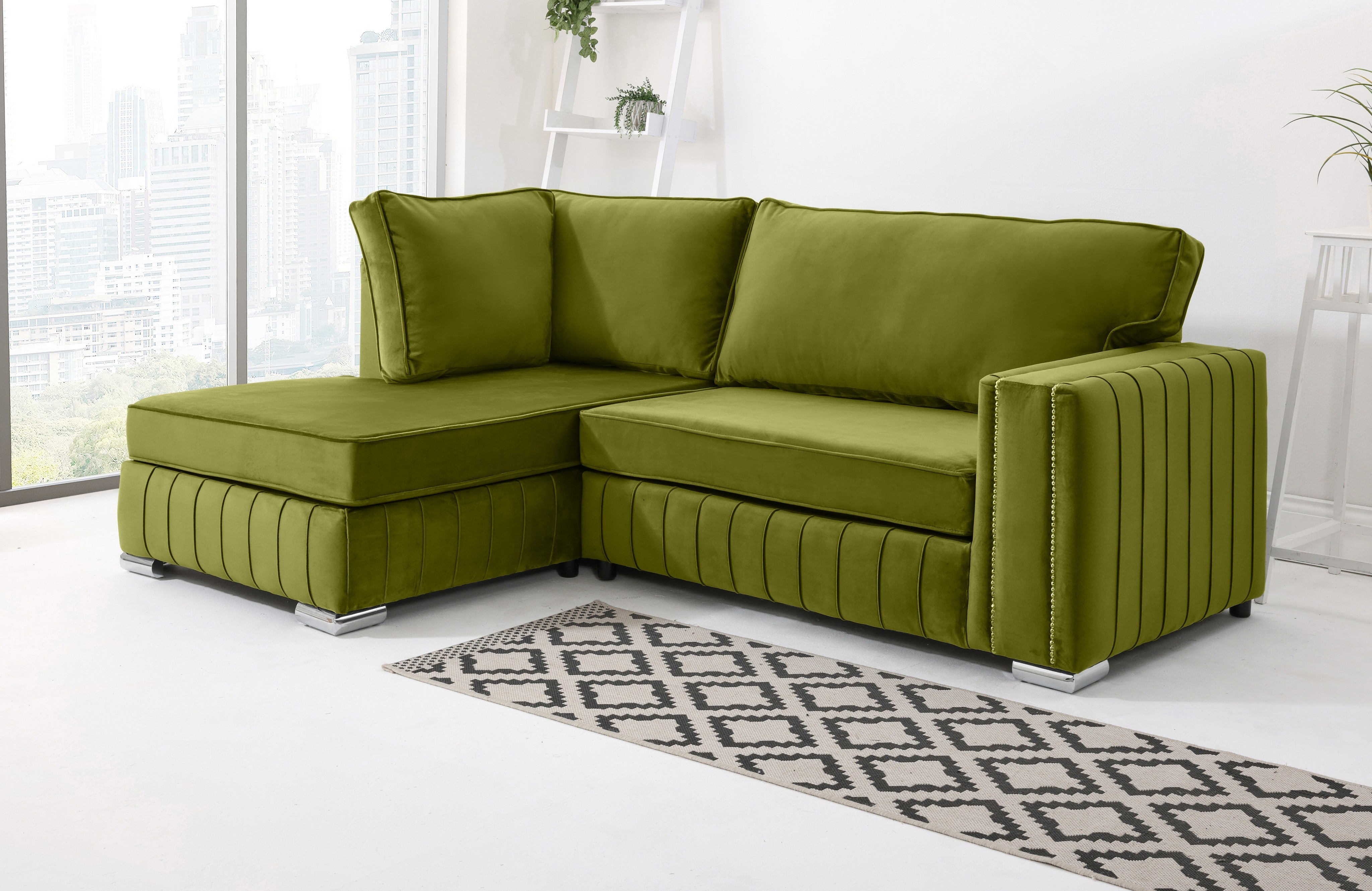Lyra Lounge Fullback - Facing Left