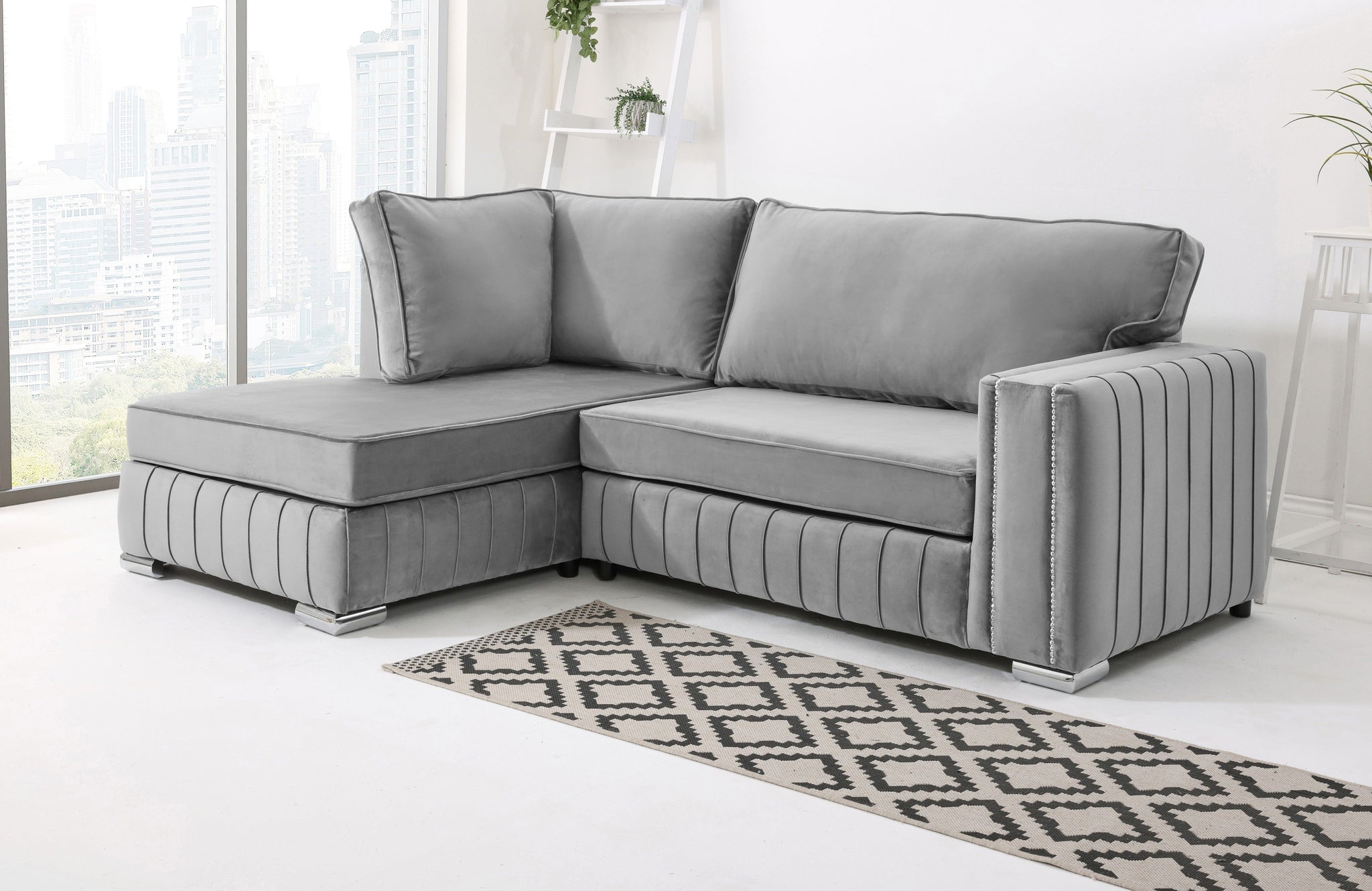 Lyra Lounge Fullback - Facing Left
