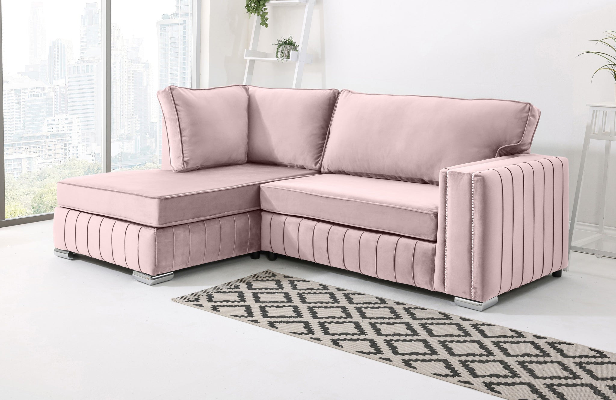 Lyra Lounge Fullback - Facing Left