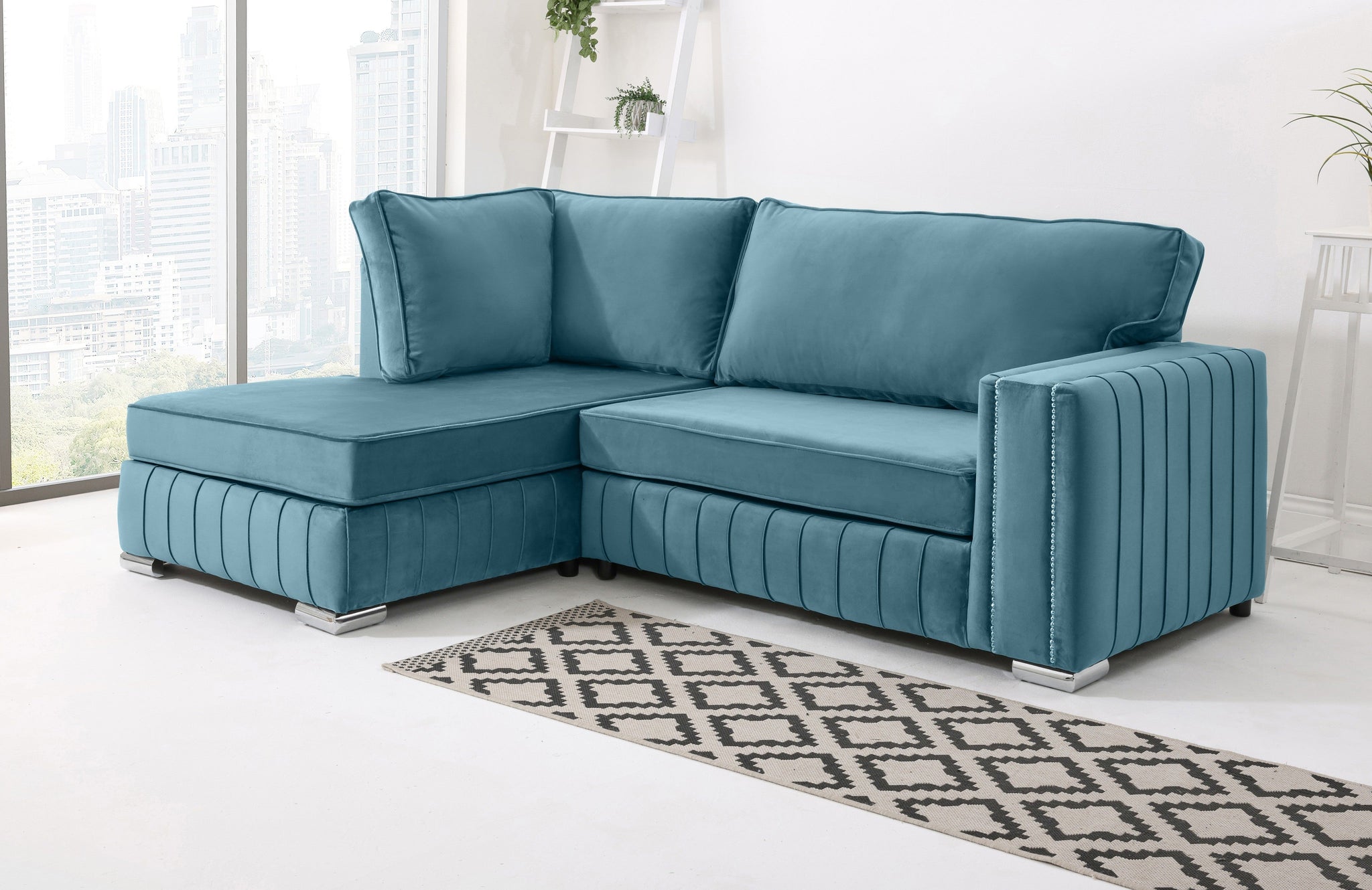 Lyra Lounge Fullback - Facing Left