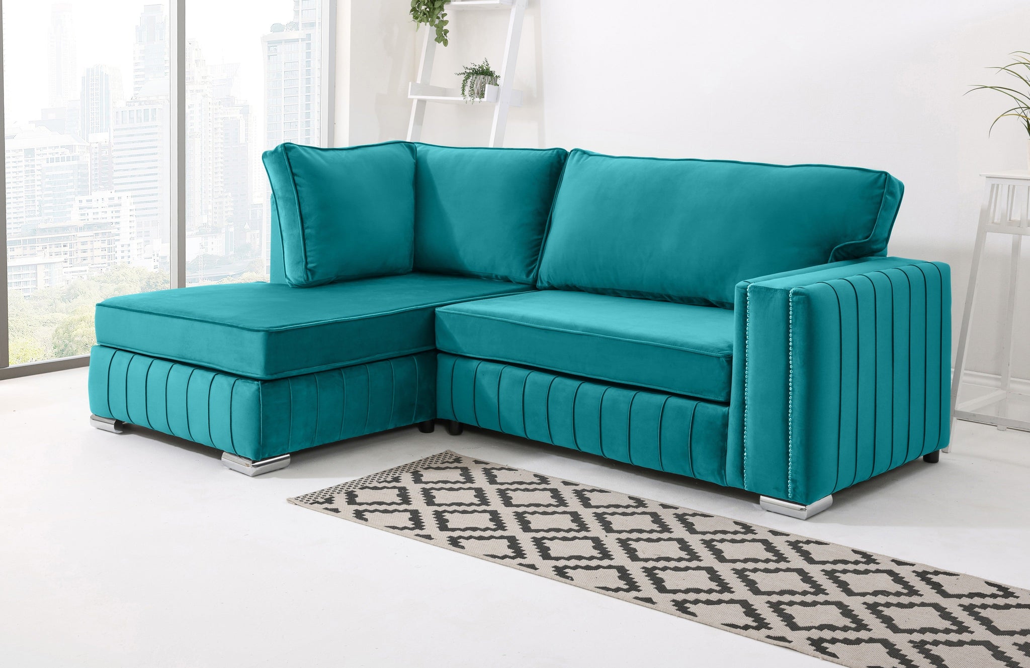 Lyra Lounge Fullback - Facing Left