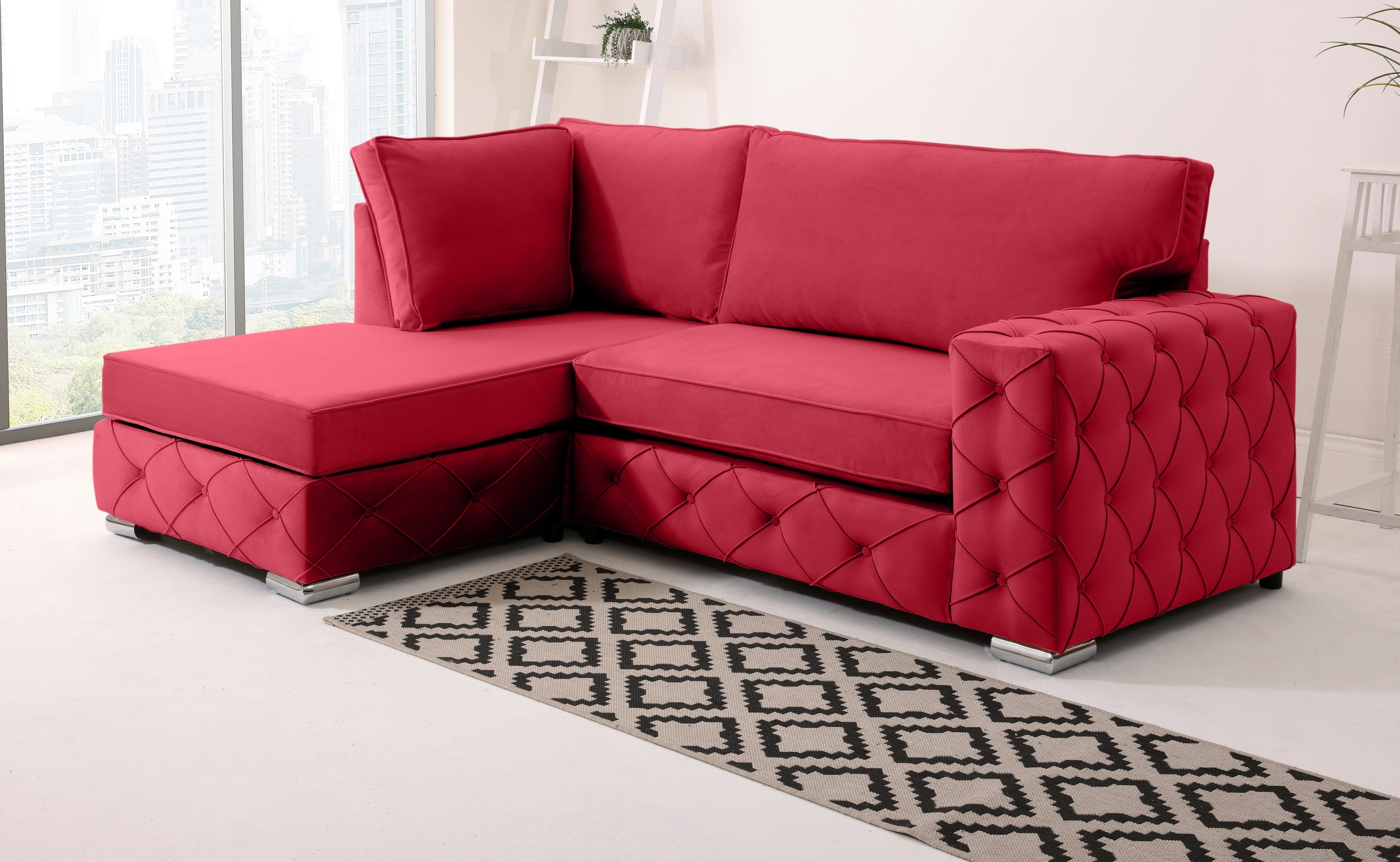 Sikara Lounge Fullback - Facing Left
