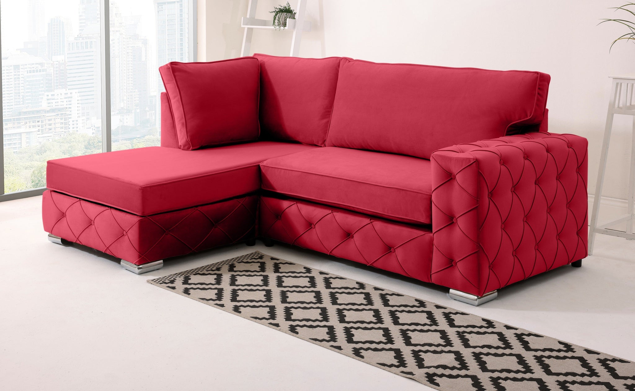 Sikara Lounge Fullback - Facing Left