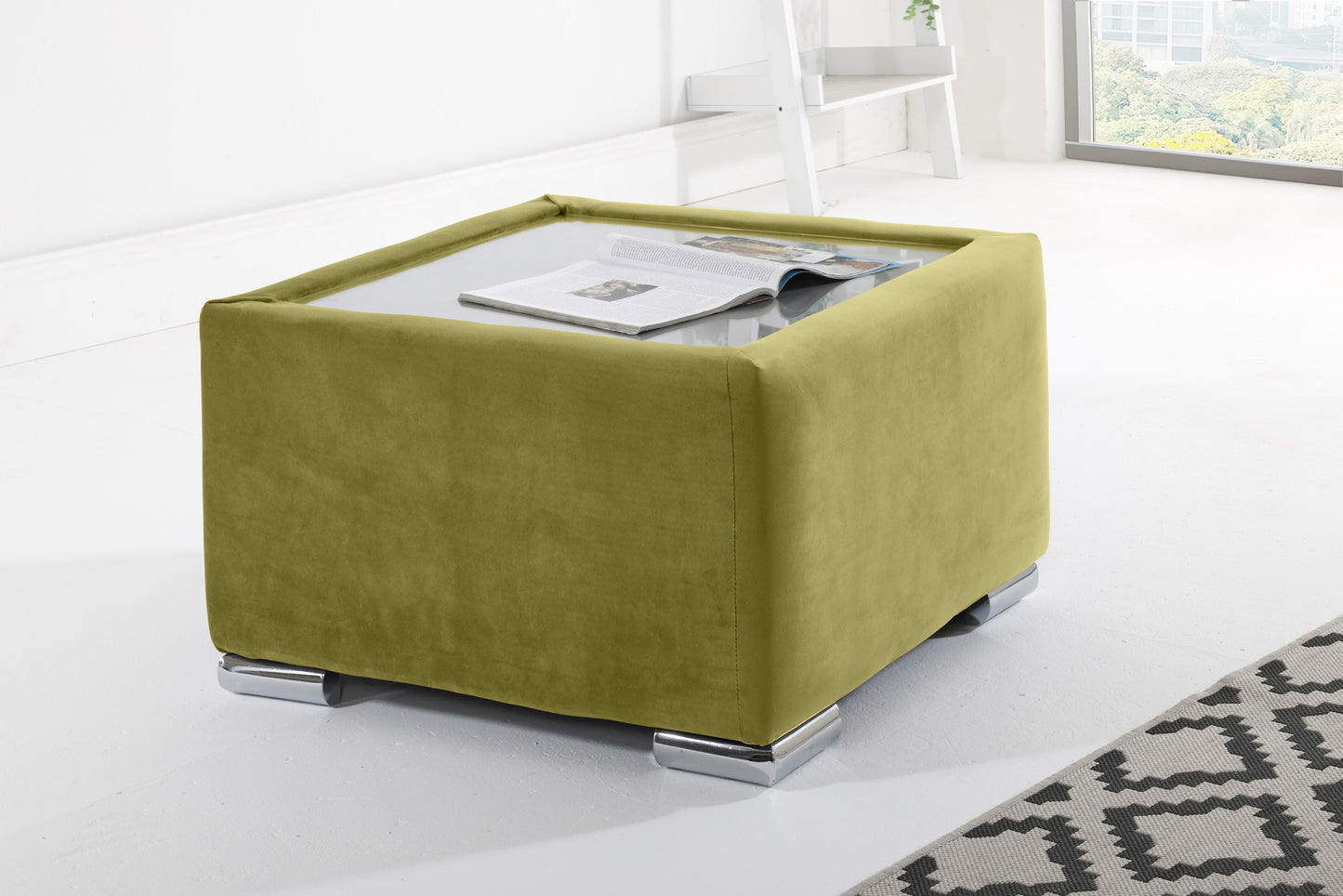 Verona Plush Corner Fullback + Extra Cushions + Diamonds