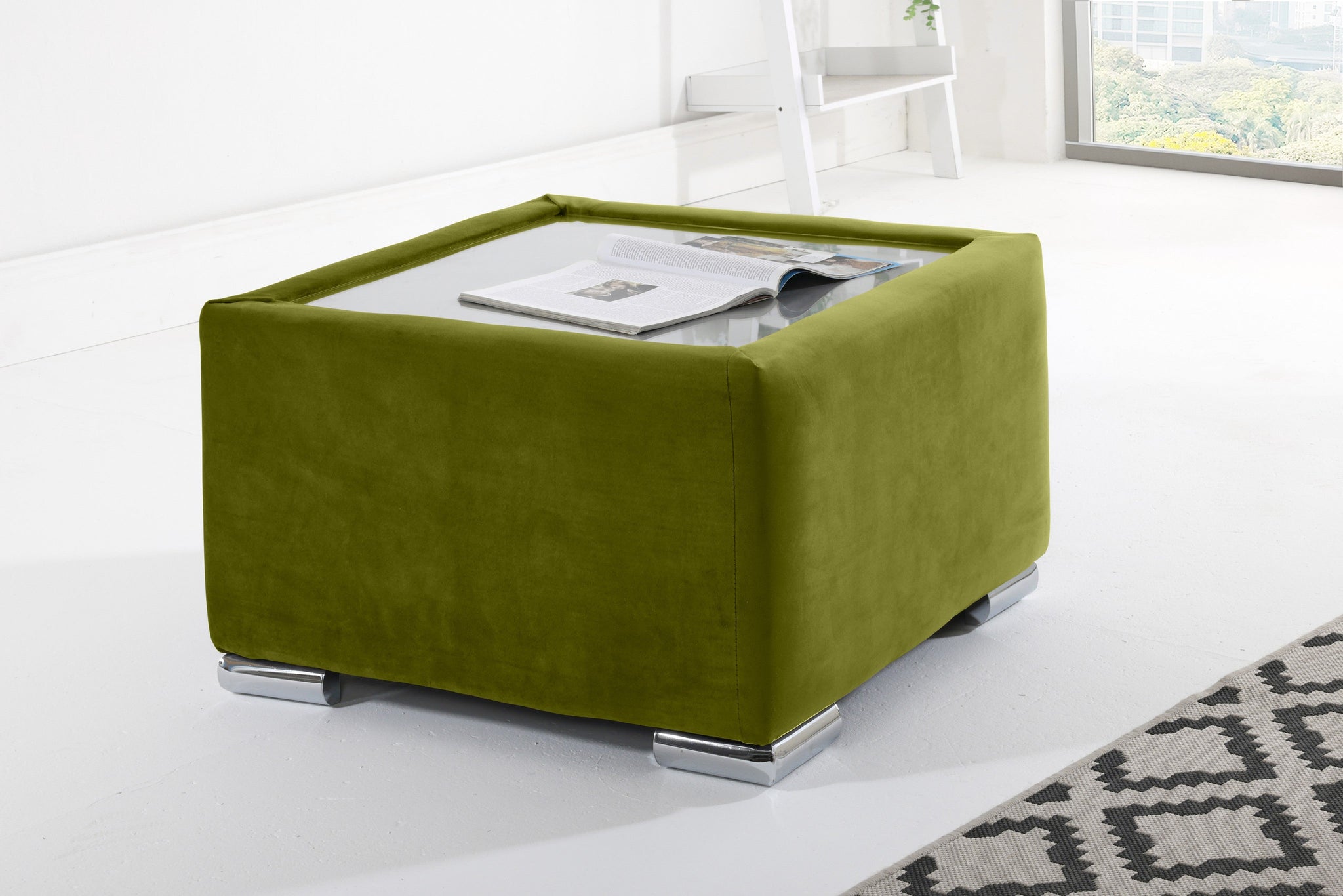 Victoria Plush Corner Scatterback