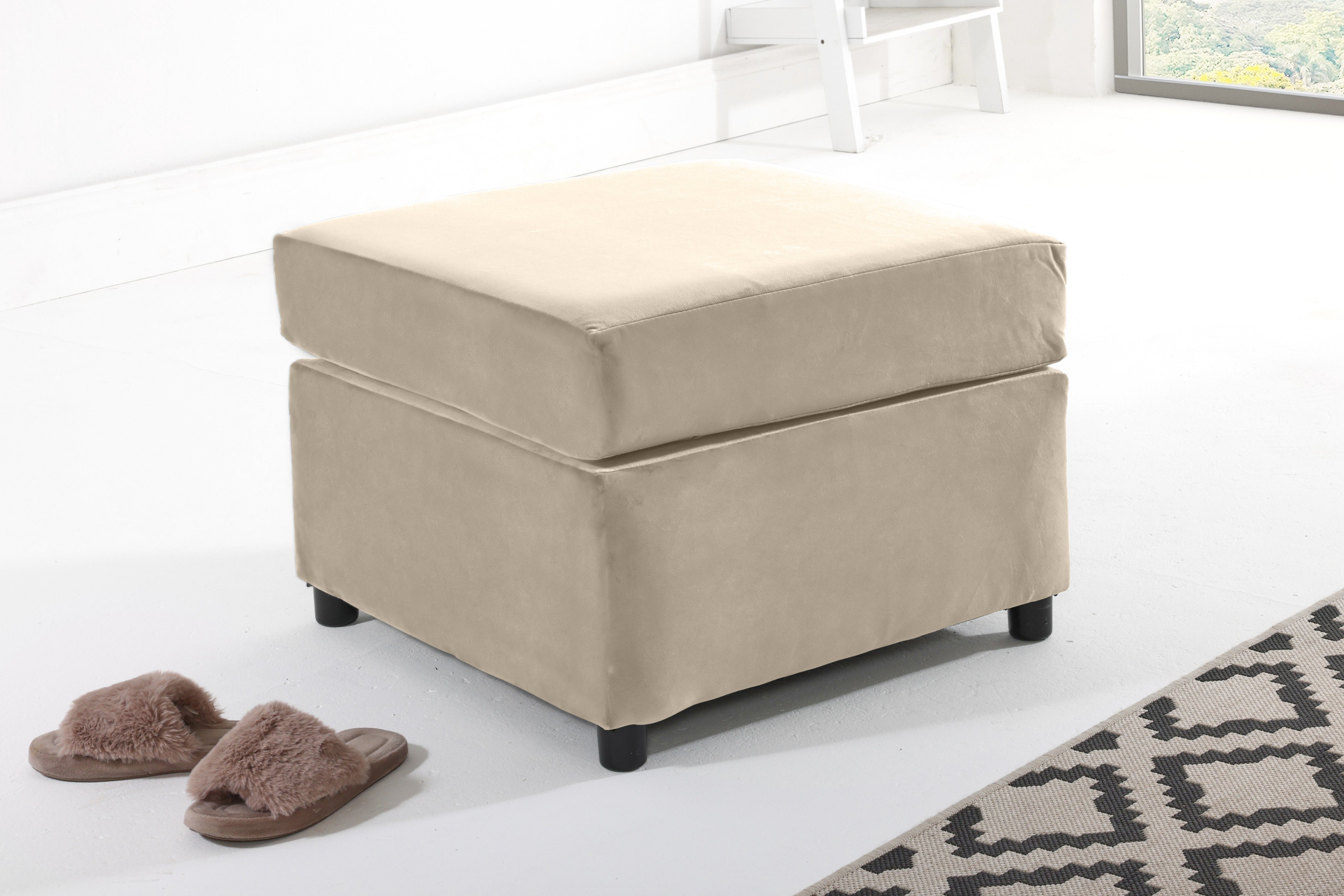 Caelan  3+2 Fullback - Bolster / Buttoned Cushions