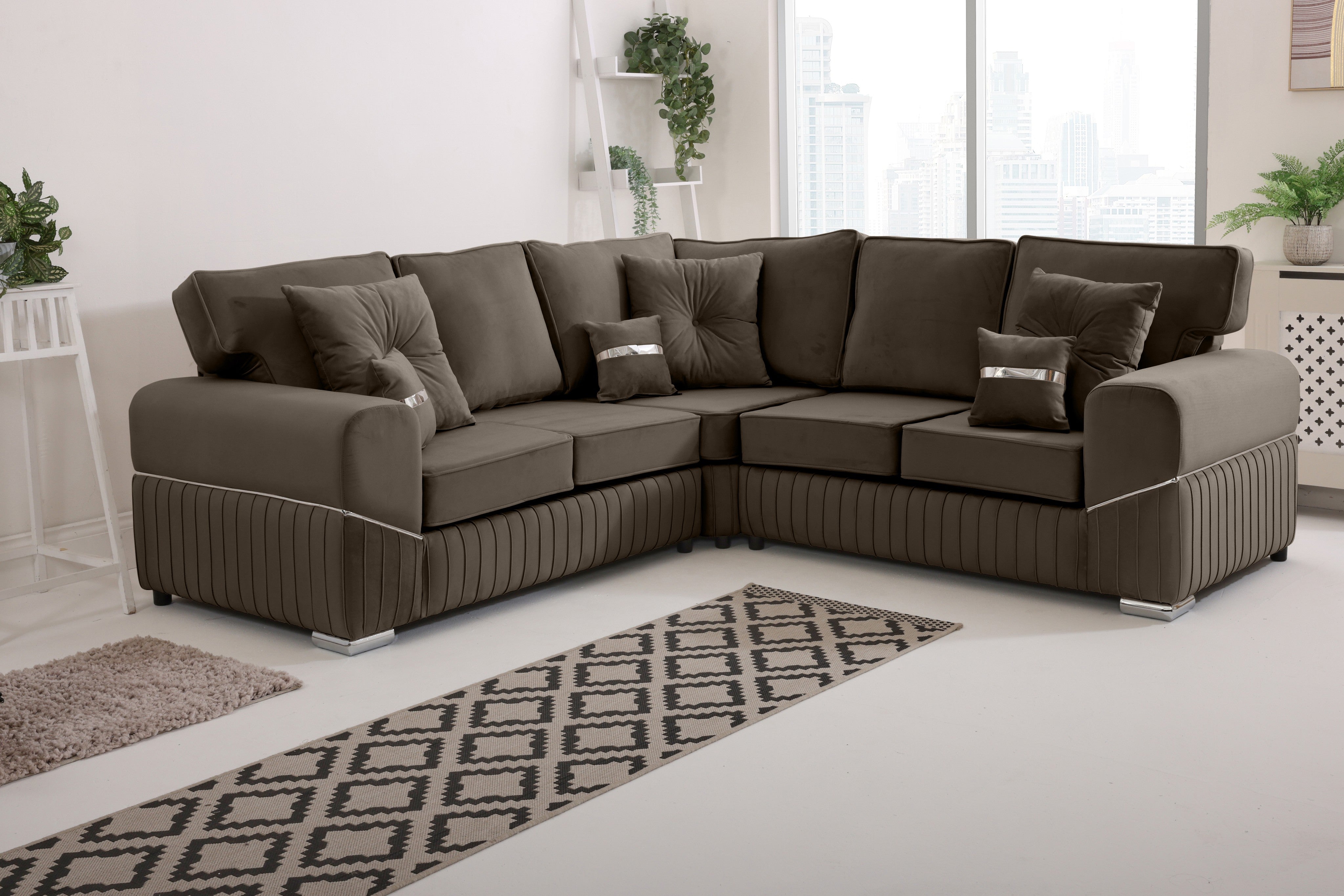 Marenza Corner Fullback - 2c2 - Bolster / Buttoned Cushions