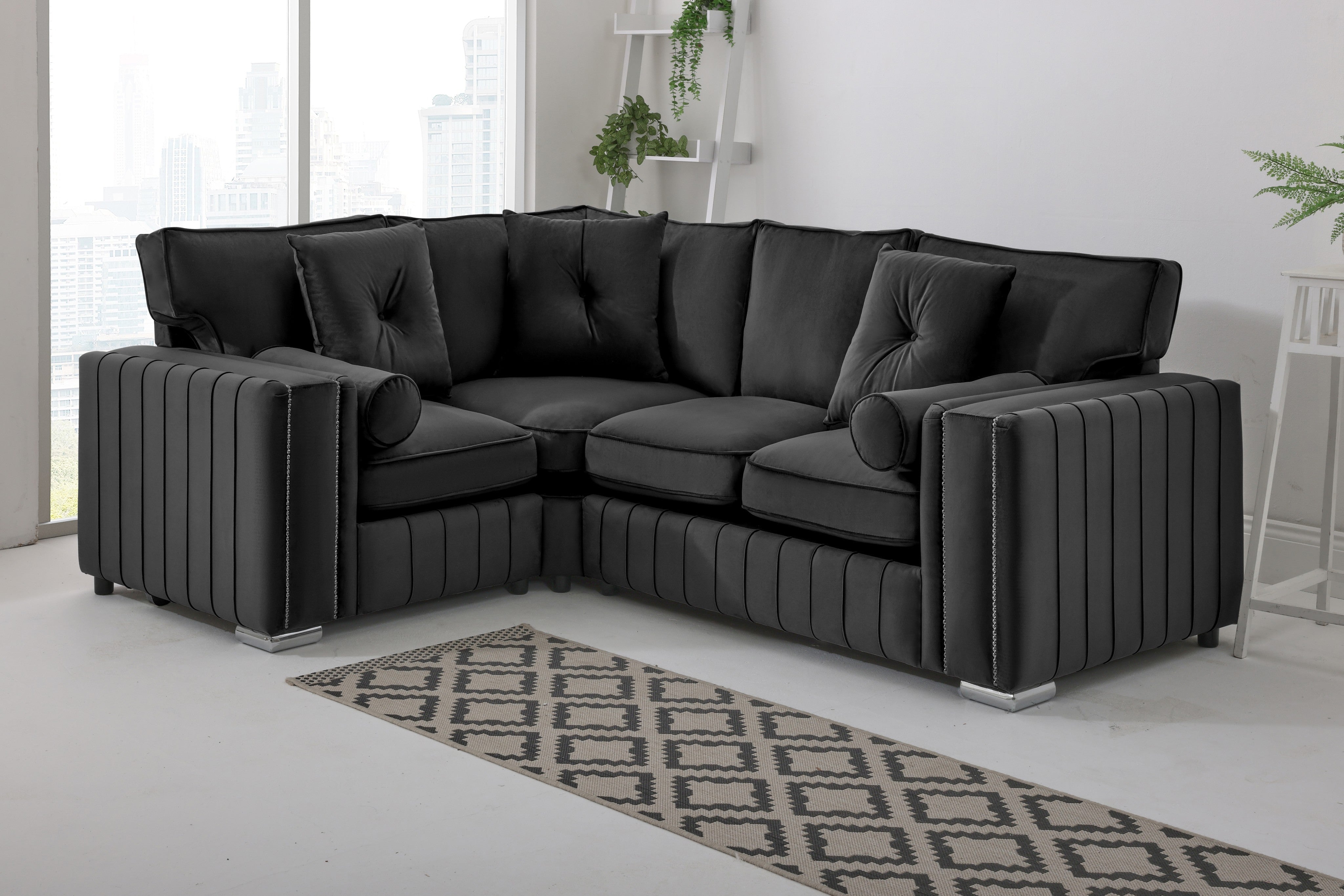 Lyra Corner Fullback - 1c2 + Bolster / Buttoned Cushions