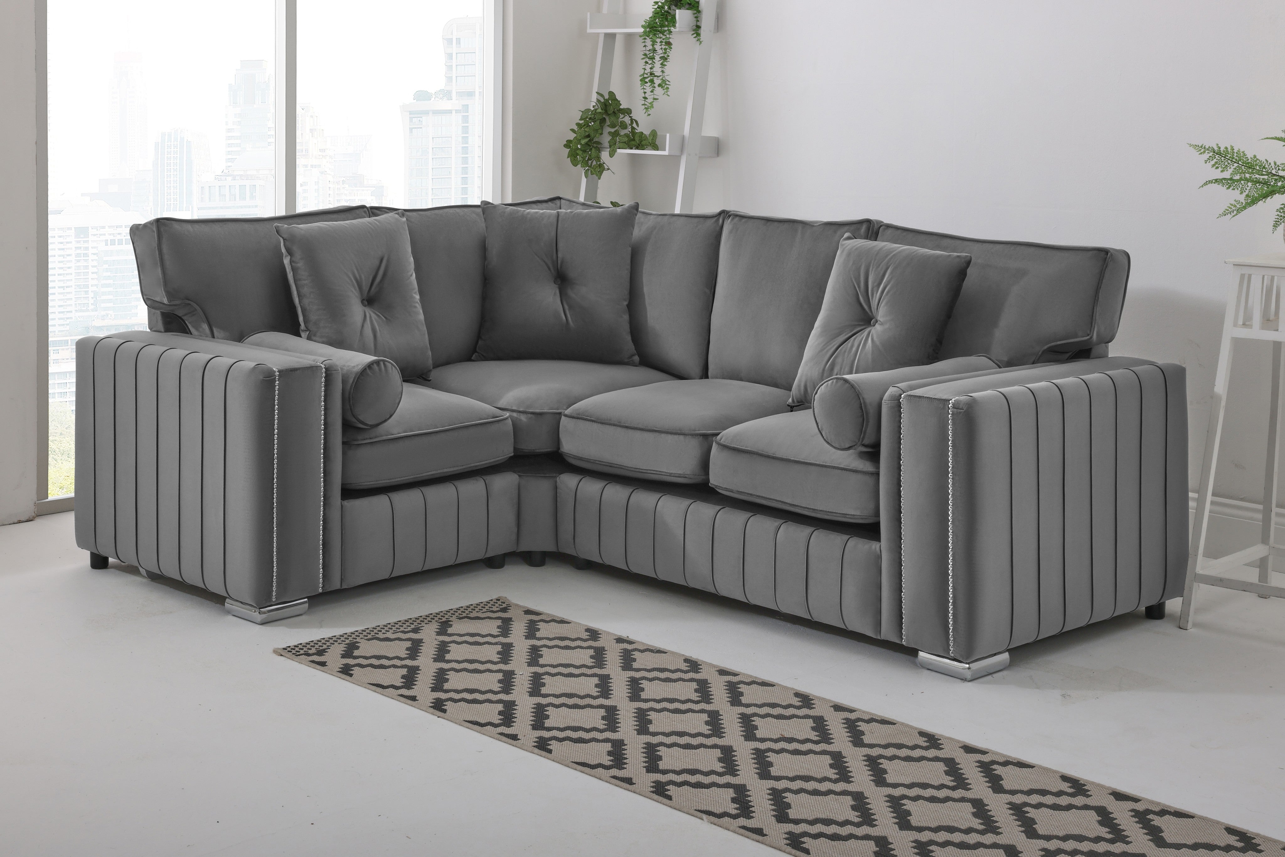 Lyra Corner Fullback - 1c2 + Bolster / Buttoned Cushions