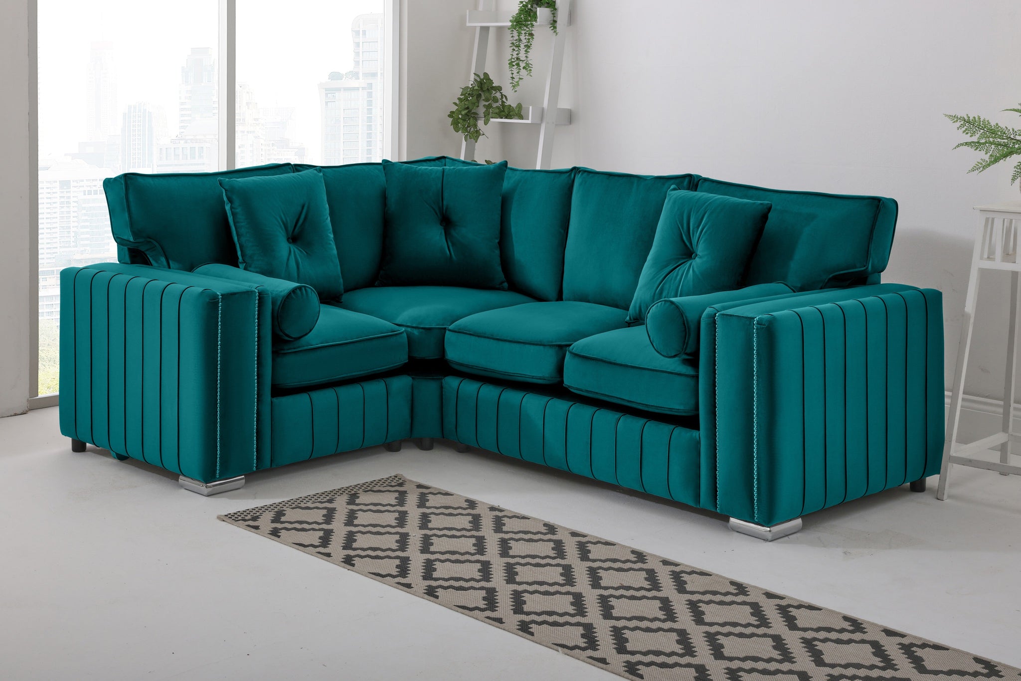 Lyra Corner Fullback - 1c2 + Bolster / Buttoned Cushions