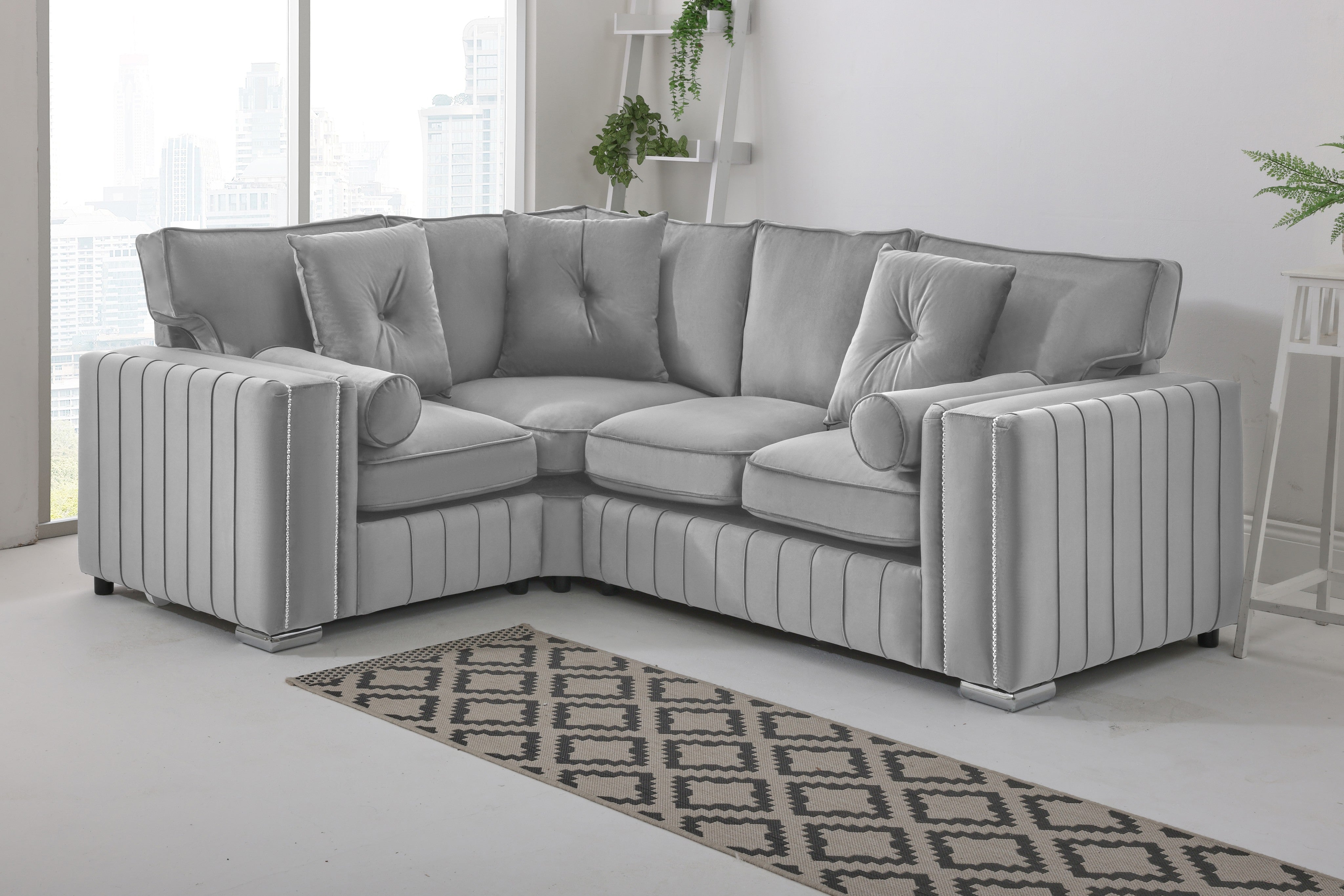 Lyra Corner Fullback - 1c2 + Bolster / Buttoned Cushions