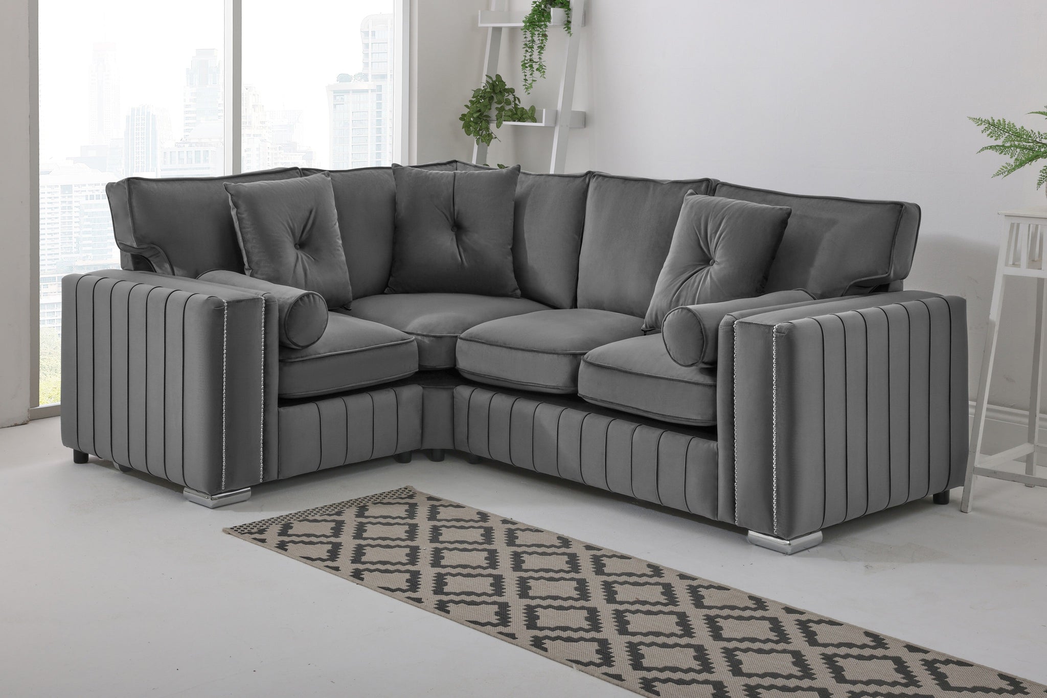 Lyra Corner Fullback - 1c2 + Bolster / Buttoned Cushions
