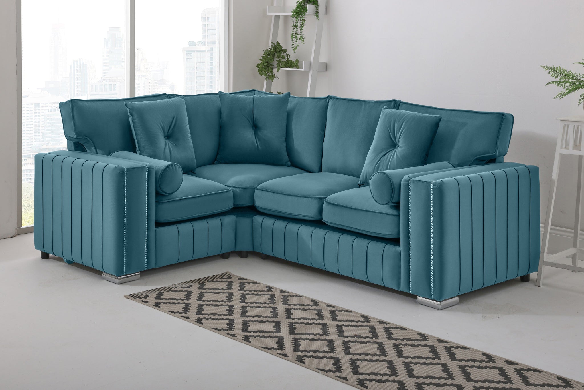 Lyra Corner Fullback - 1c2 + Bolster / Buttoned Cushions