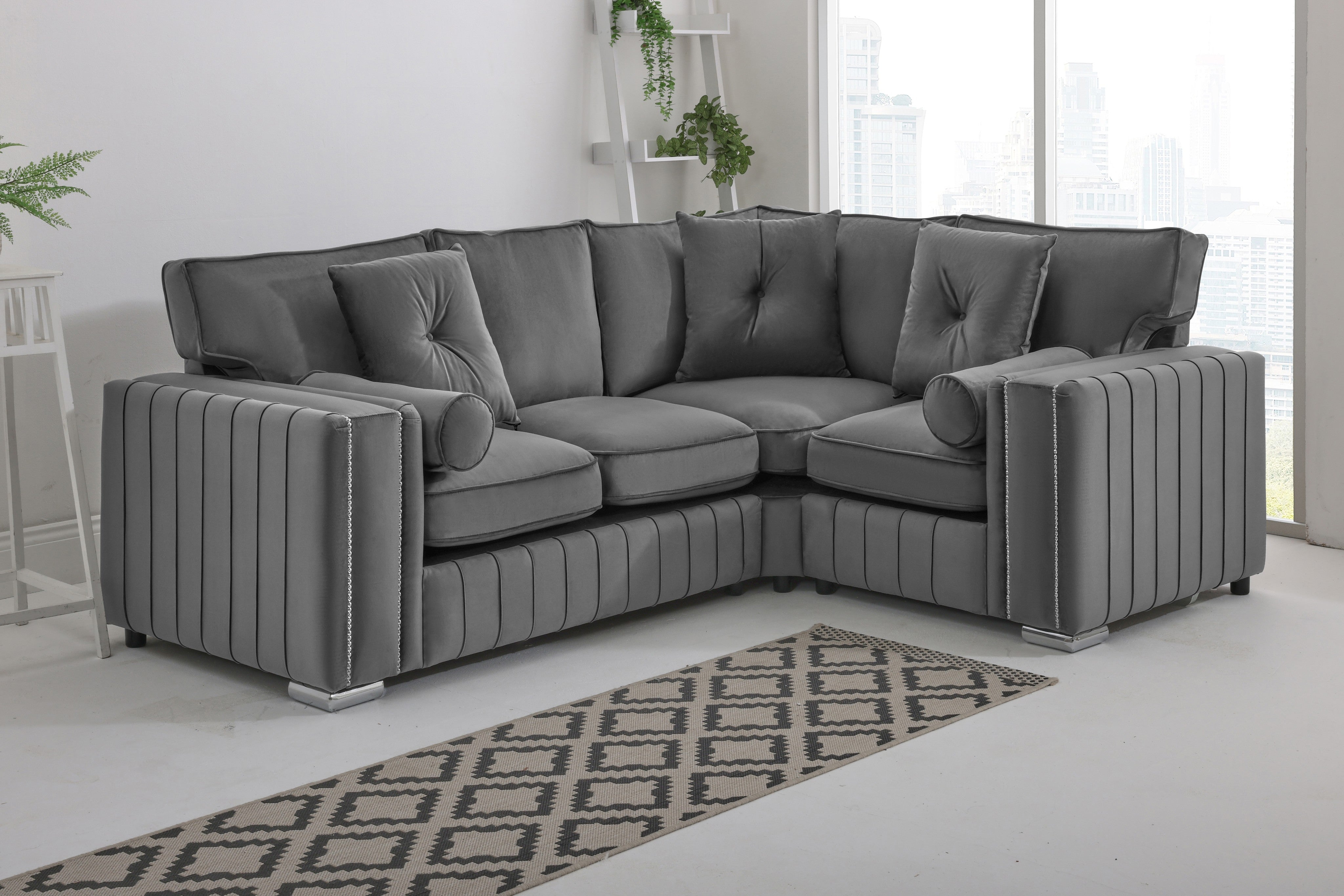 Lyra Corner Fullback - 2c1 + Bolster / Buttoned Cushions