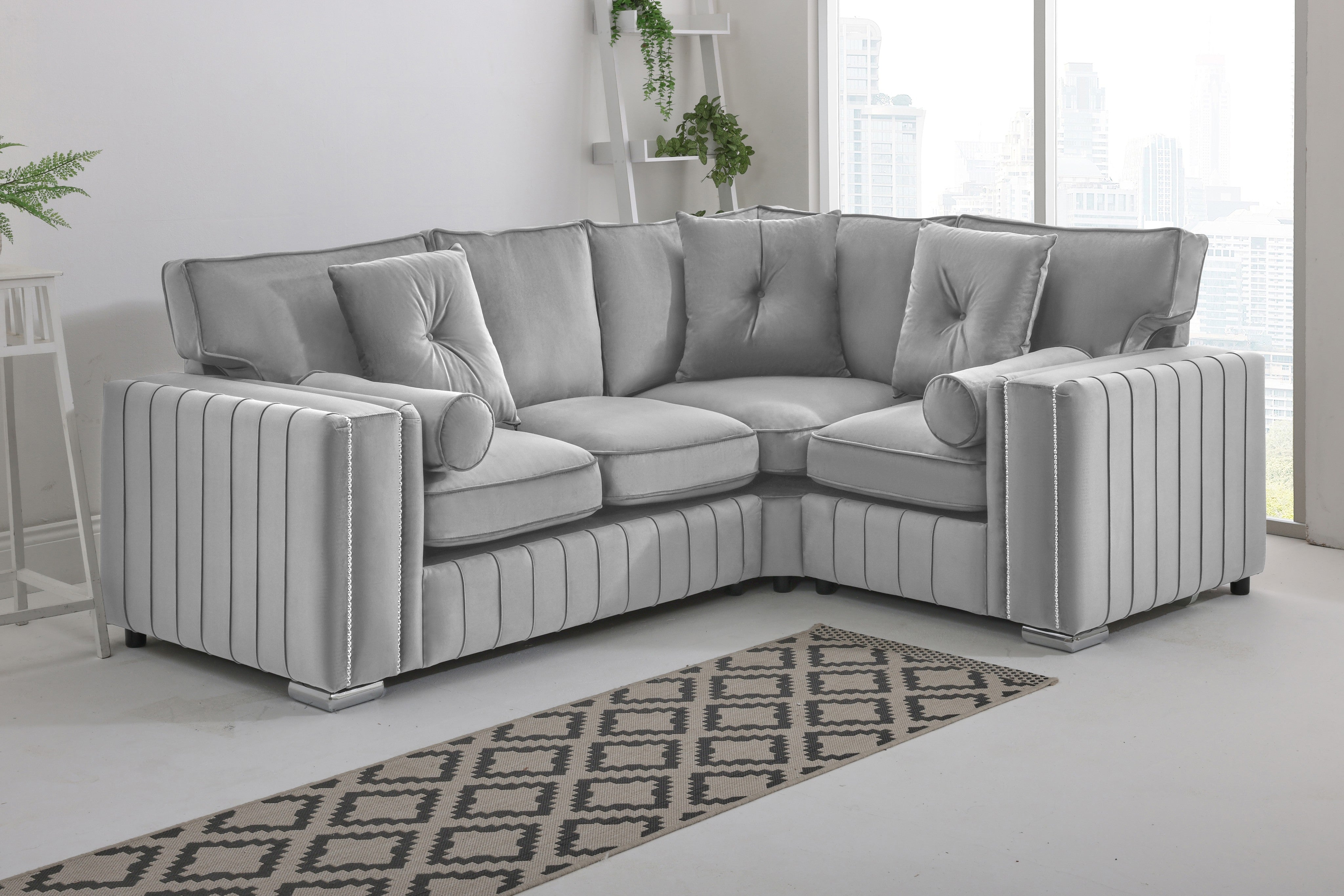 Lyra Corner Fullback - 2c1 + Bolster / Buttoned Cushions