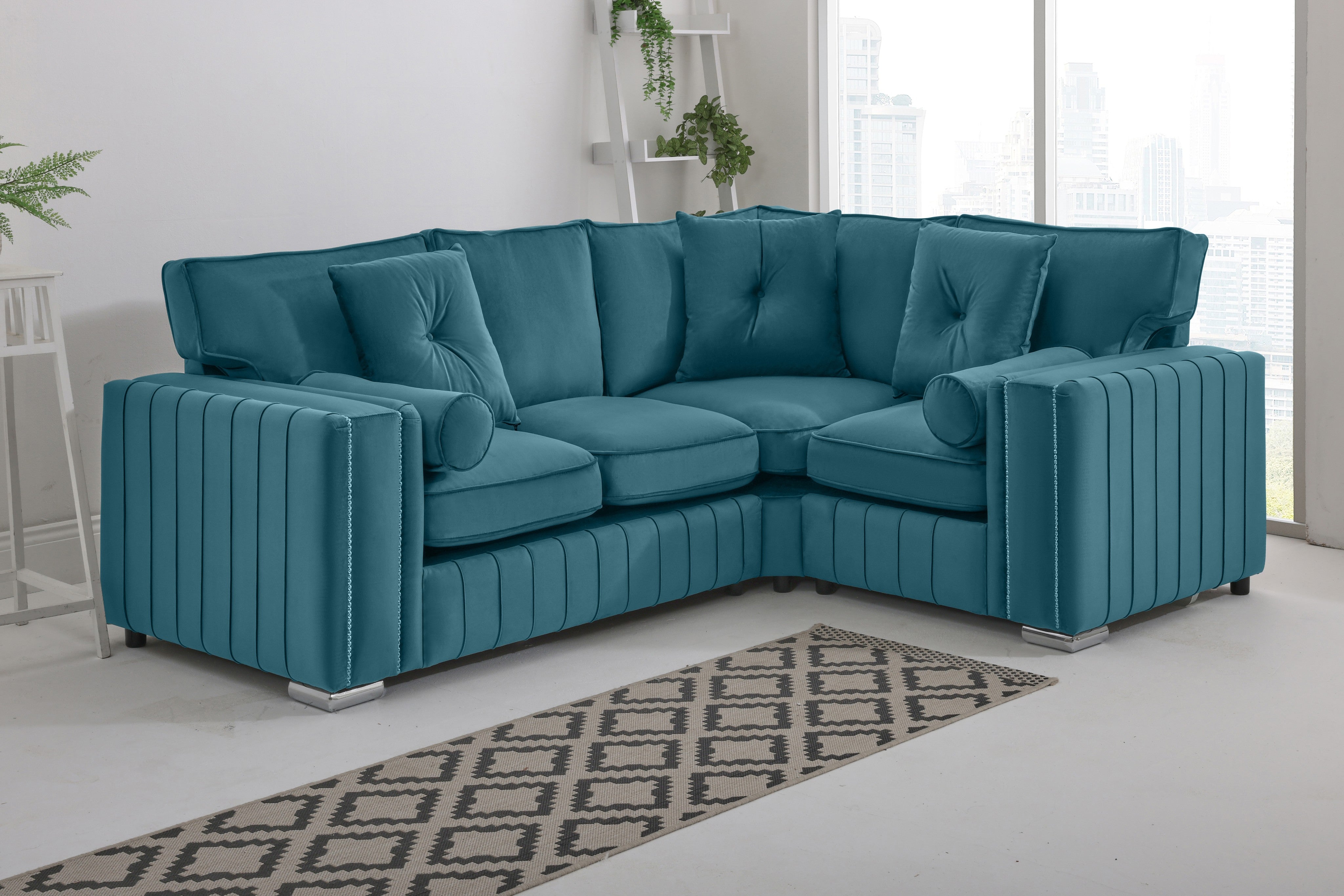 Lyra Corner Fullback - 2c1 + Bolster / Buttoned Cushions