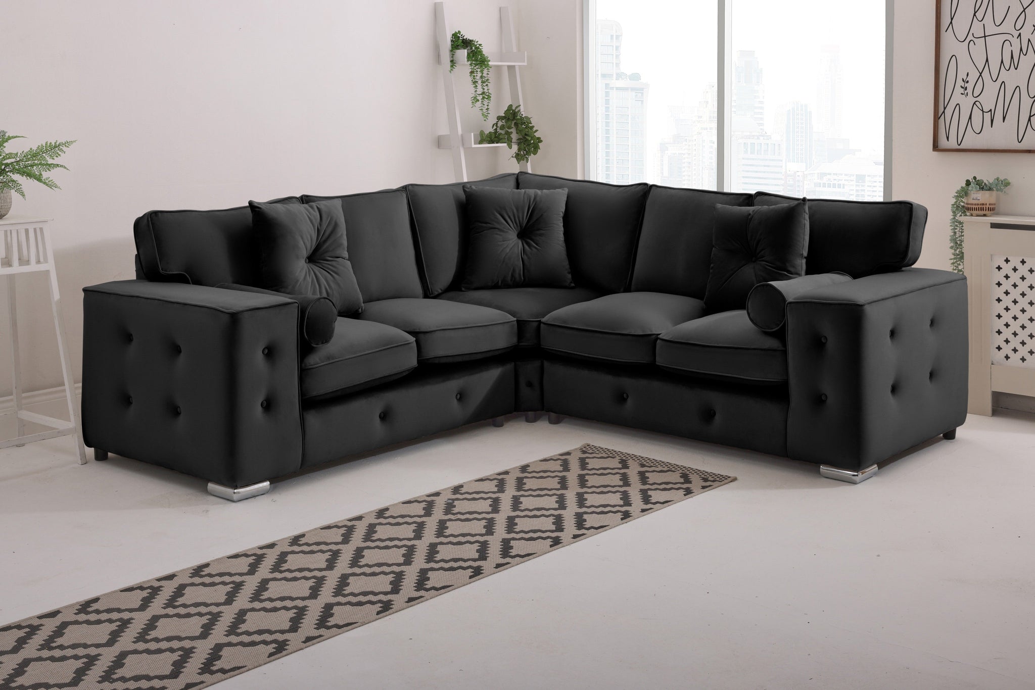 Callen Corner Fullback - 2c2 + Bolster / Buttoned Cushions