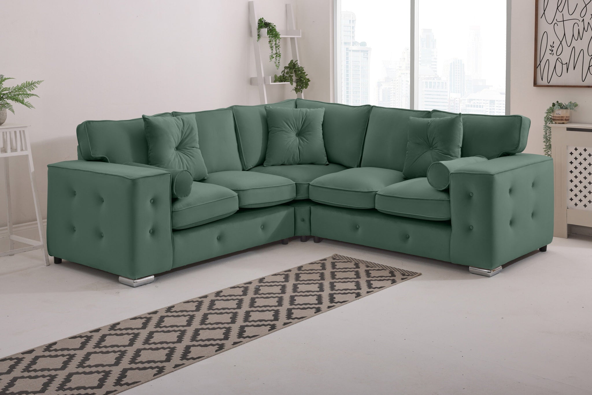 Callen Corner Fullback - 2c2 + Bolster / Buttoned Cushions