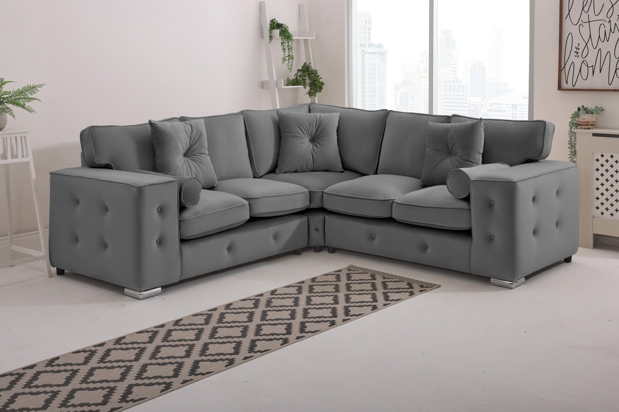 Callen Corner Fullback - 2c2 + Bolster / Buttoned Cushions
