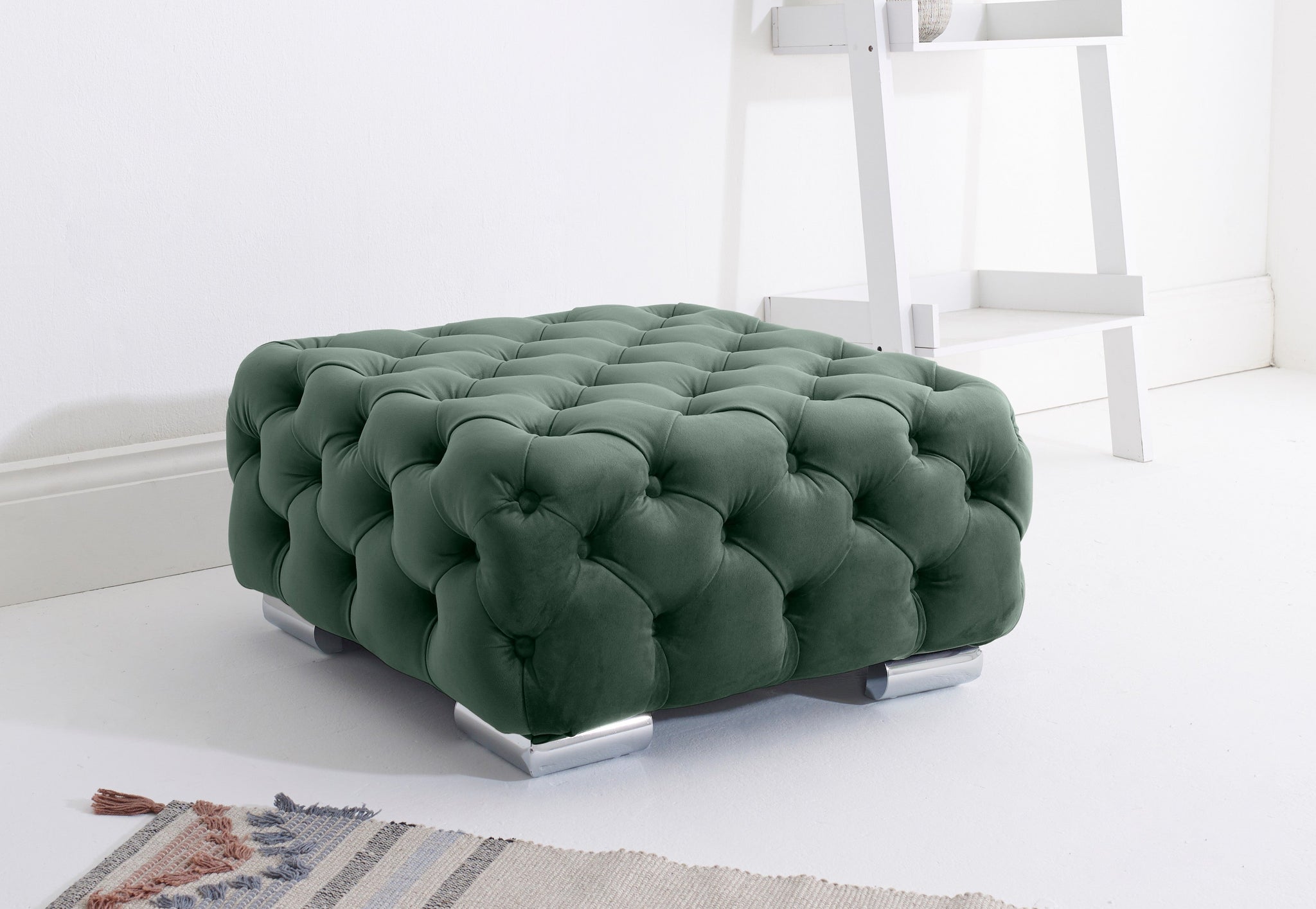 Victoria Plush Corner Fullback