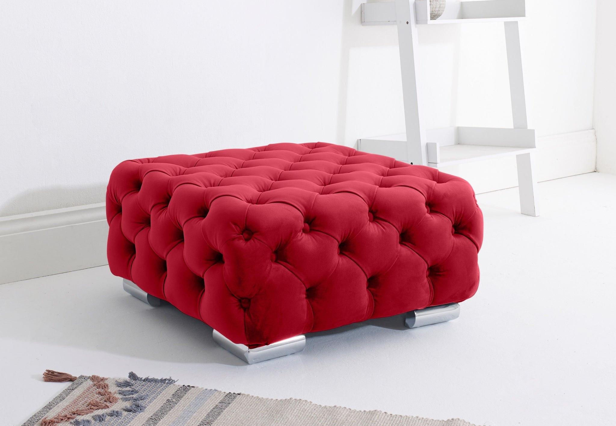 Victoria Plush Corner Scatterback