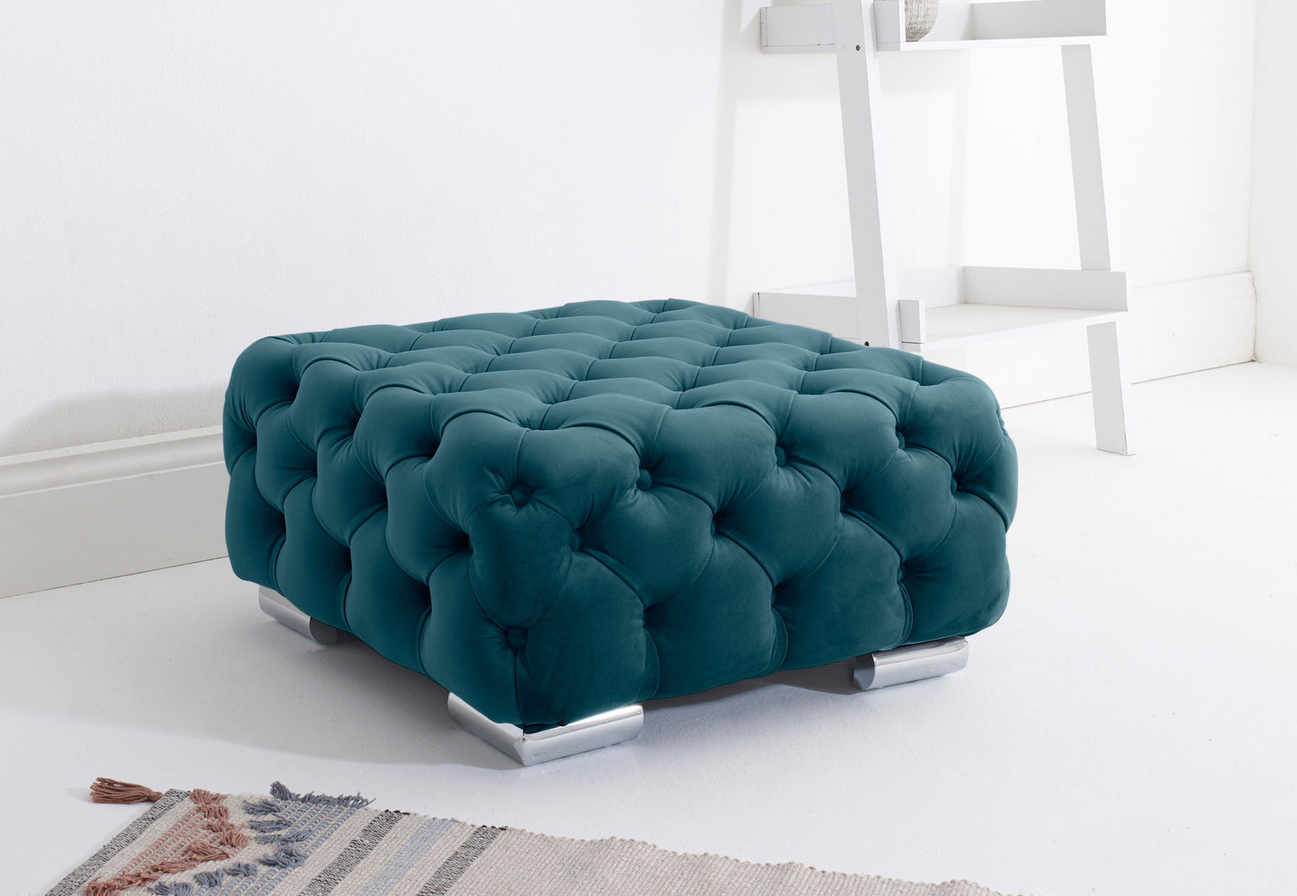 Milano Corner Fullback + Extra Cushions