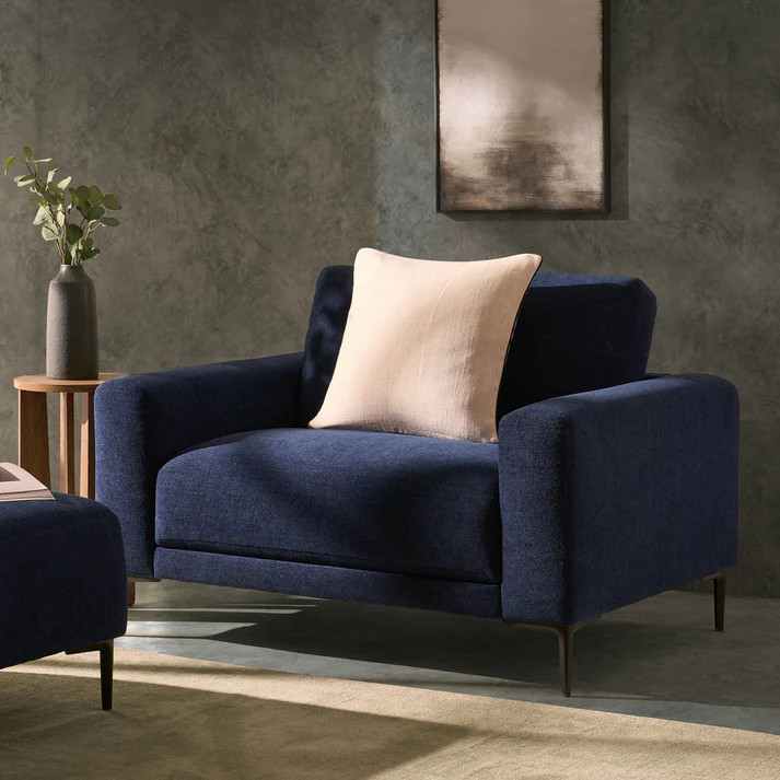 Malibu Loveseat