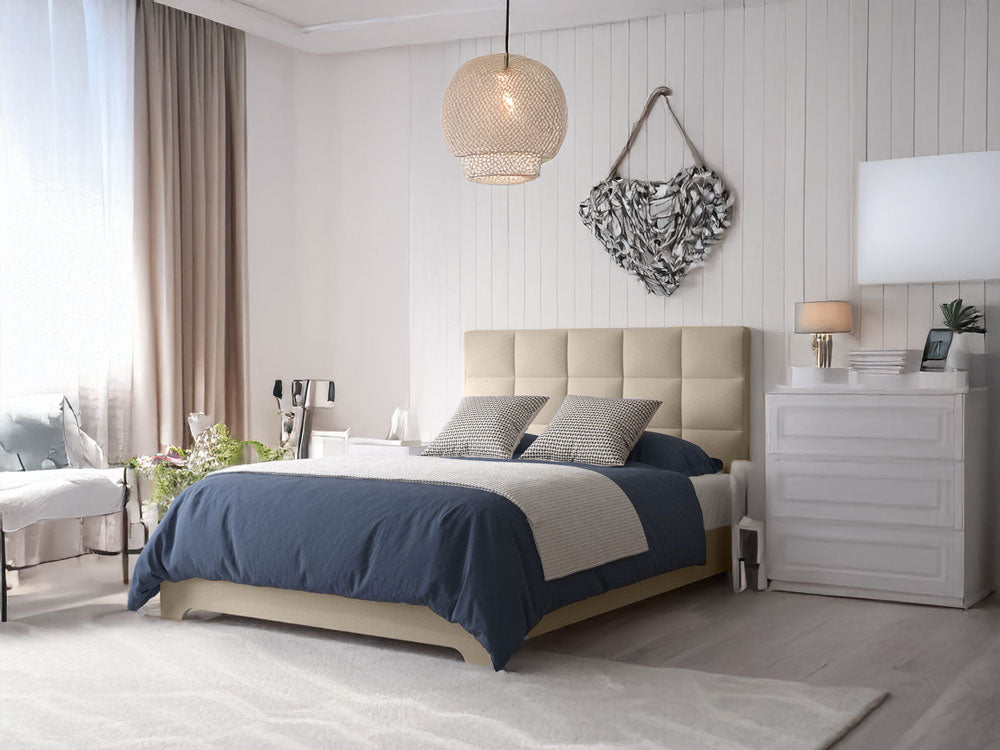 MysaeNoir Bed